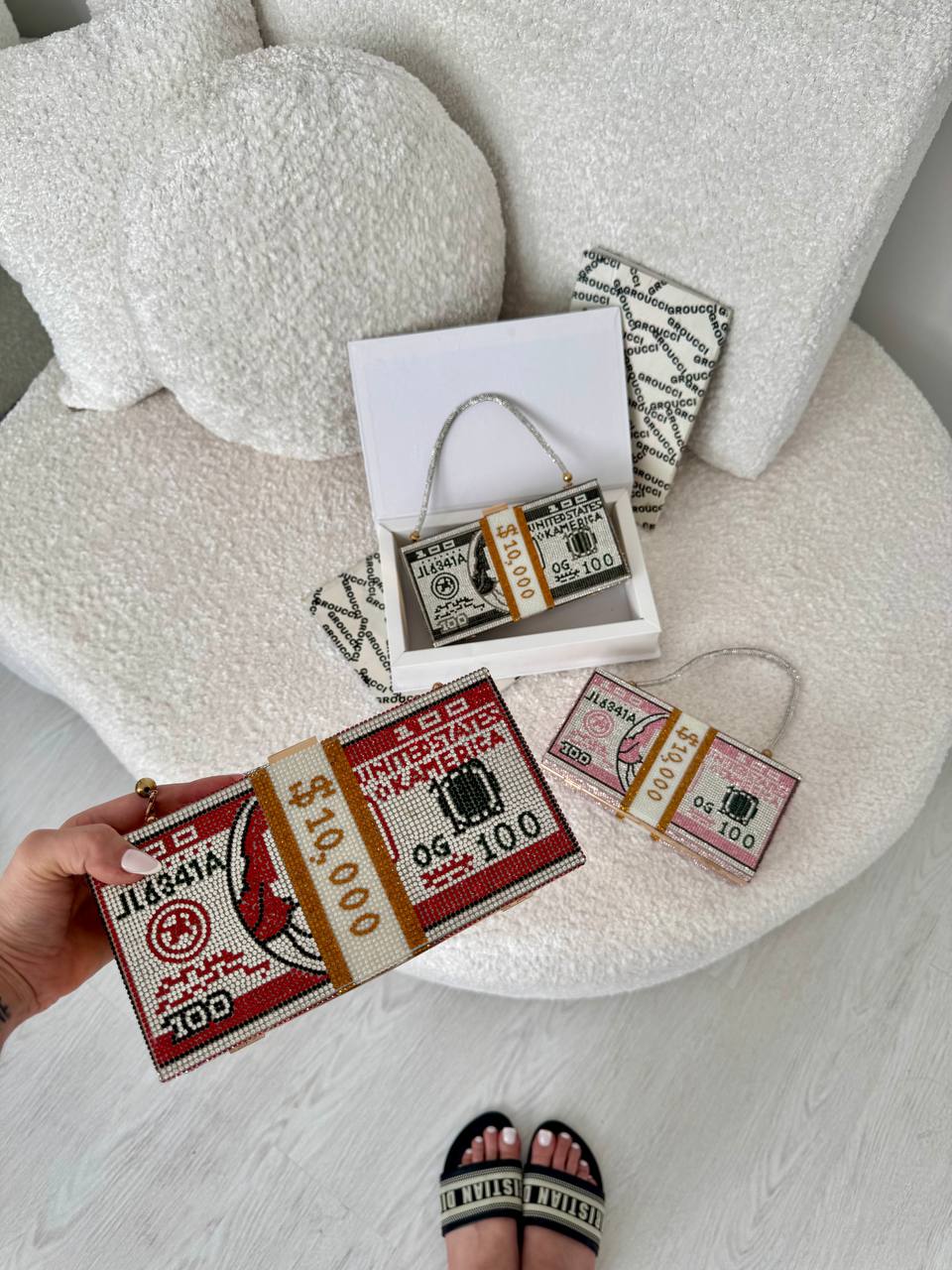 کیف نگینی دلار