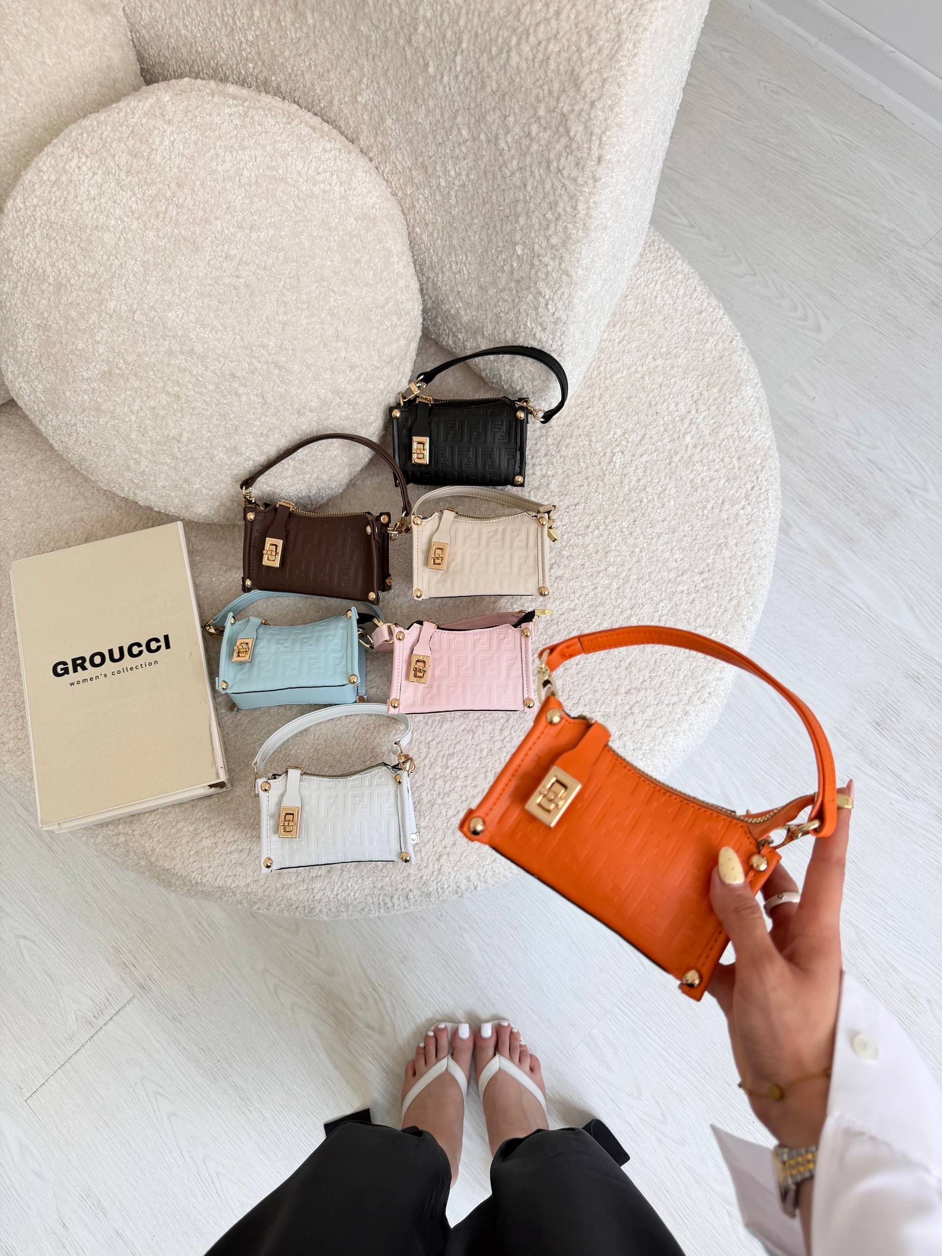 کیف fendi