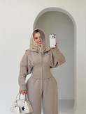 سویشرت کرستی و جاگر miu کرم خاکی